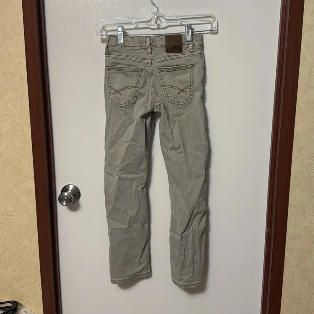 BKE Tan Slim Fit Conner Straight Jeans Size 8